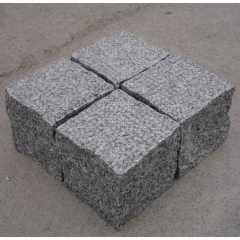 Bush-hammered granite cobblestone